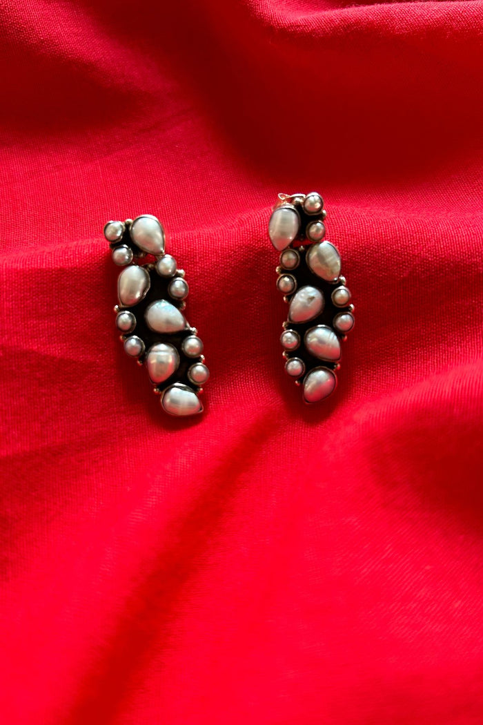 Silver finish white pearl Earrings