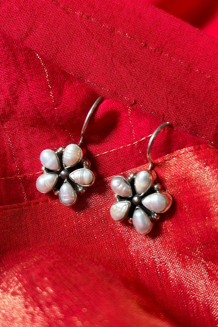 Pearl Silver Summer Love Earring