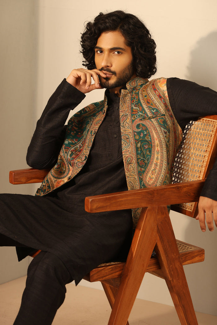 Amav Fine Wool Silk Waist Coat