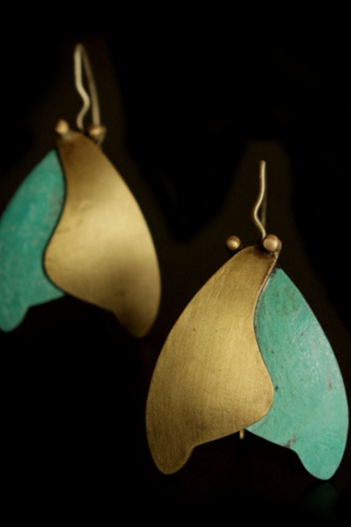 overlap moth earrings