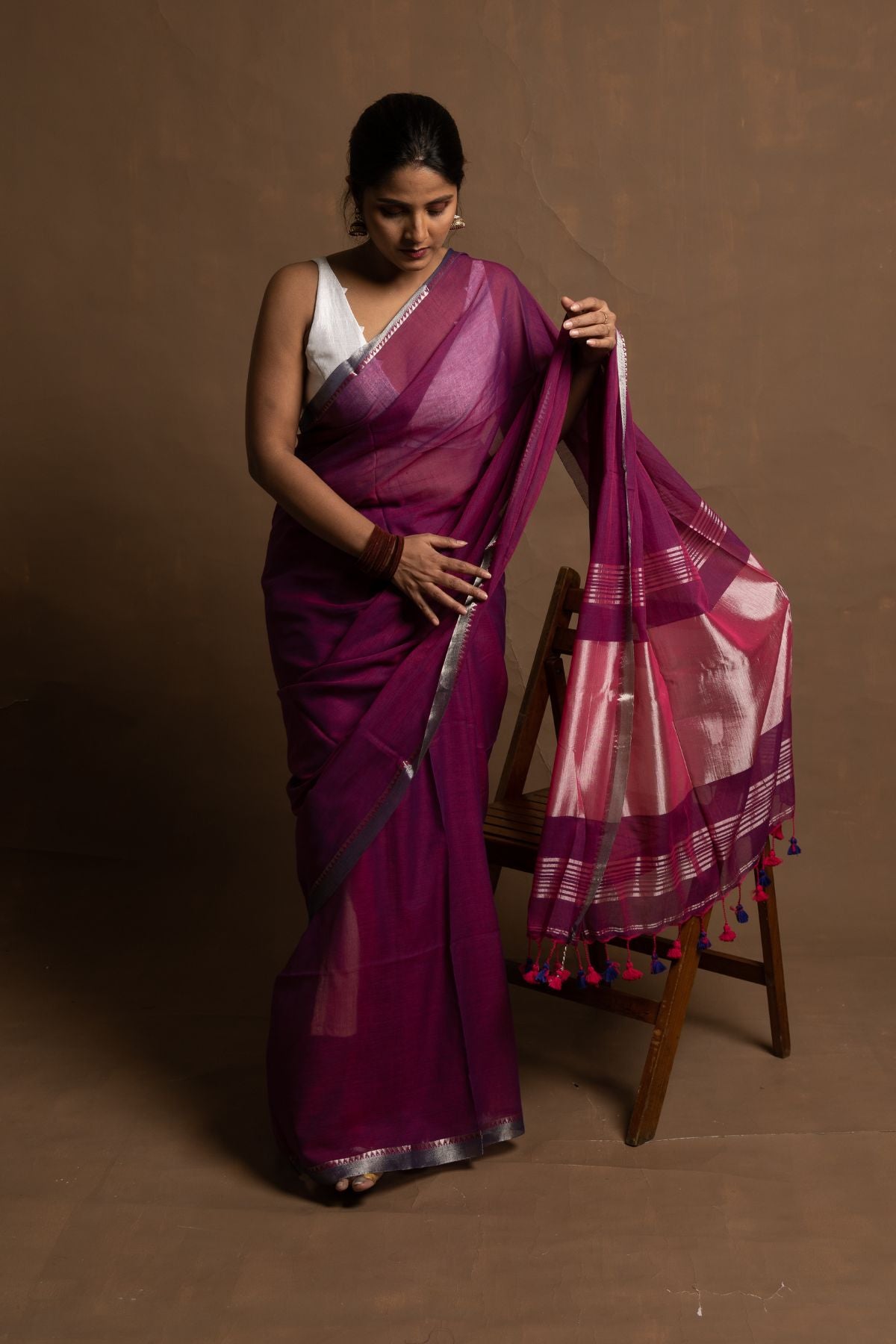 ETERNAL PURPLE FLOWER | HANDLOOM PURPLE COTTON SAREE WITH ZARI BORDER