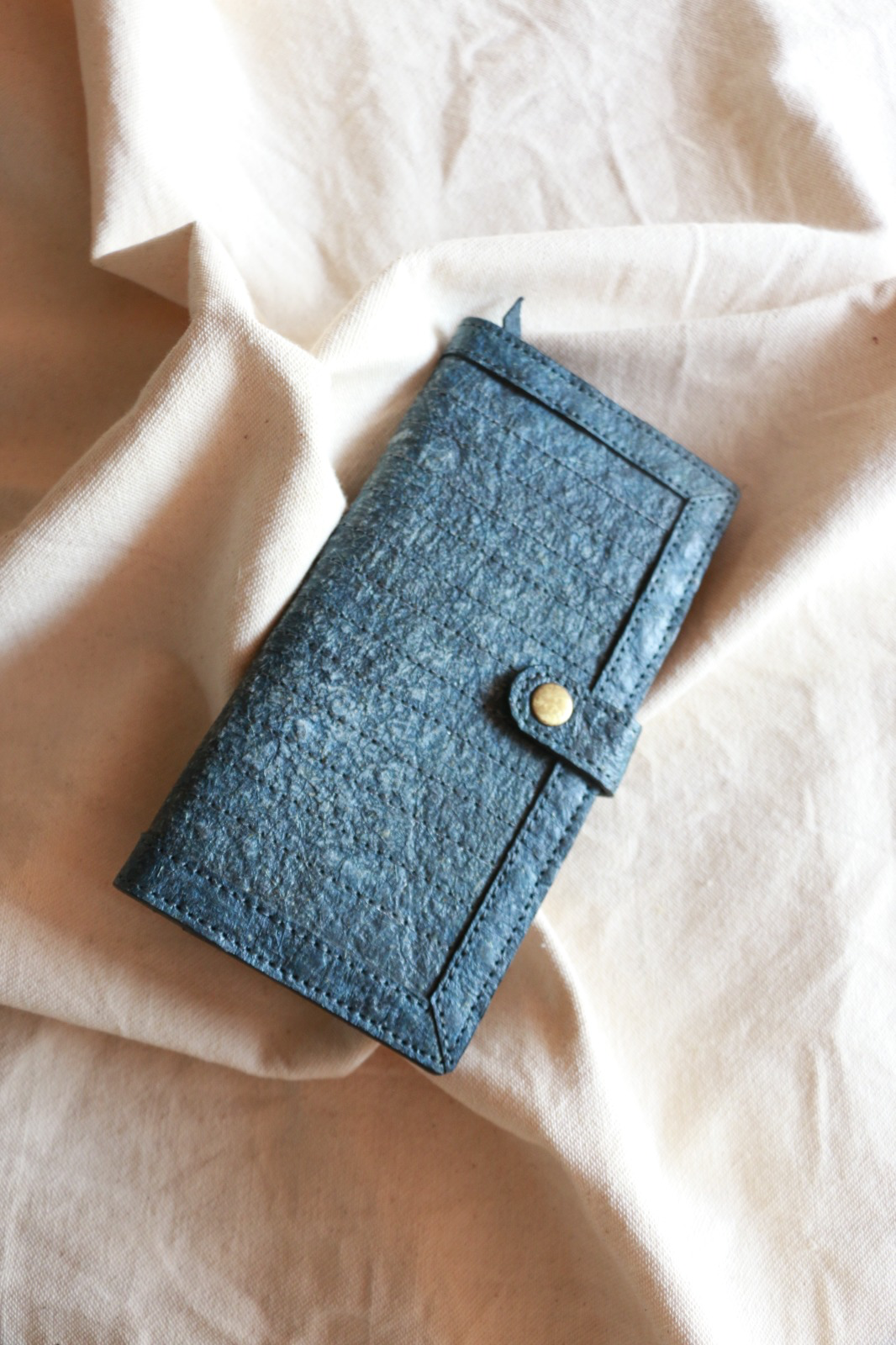 Yasti Wallet Vegan Coconut Leather