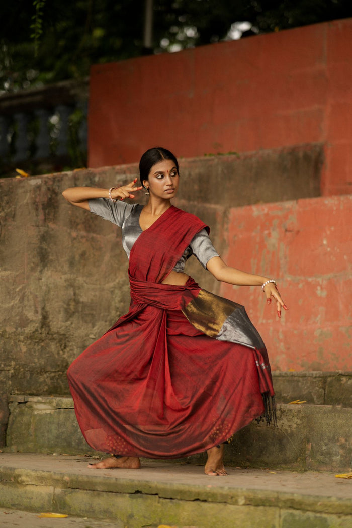 Rhythm Divine I Maroon Cotton Handloom Saree