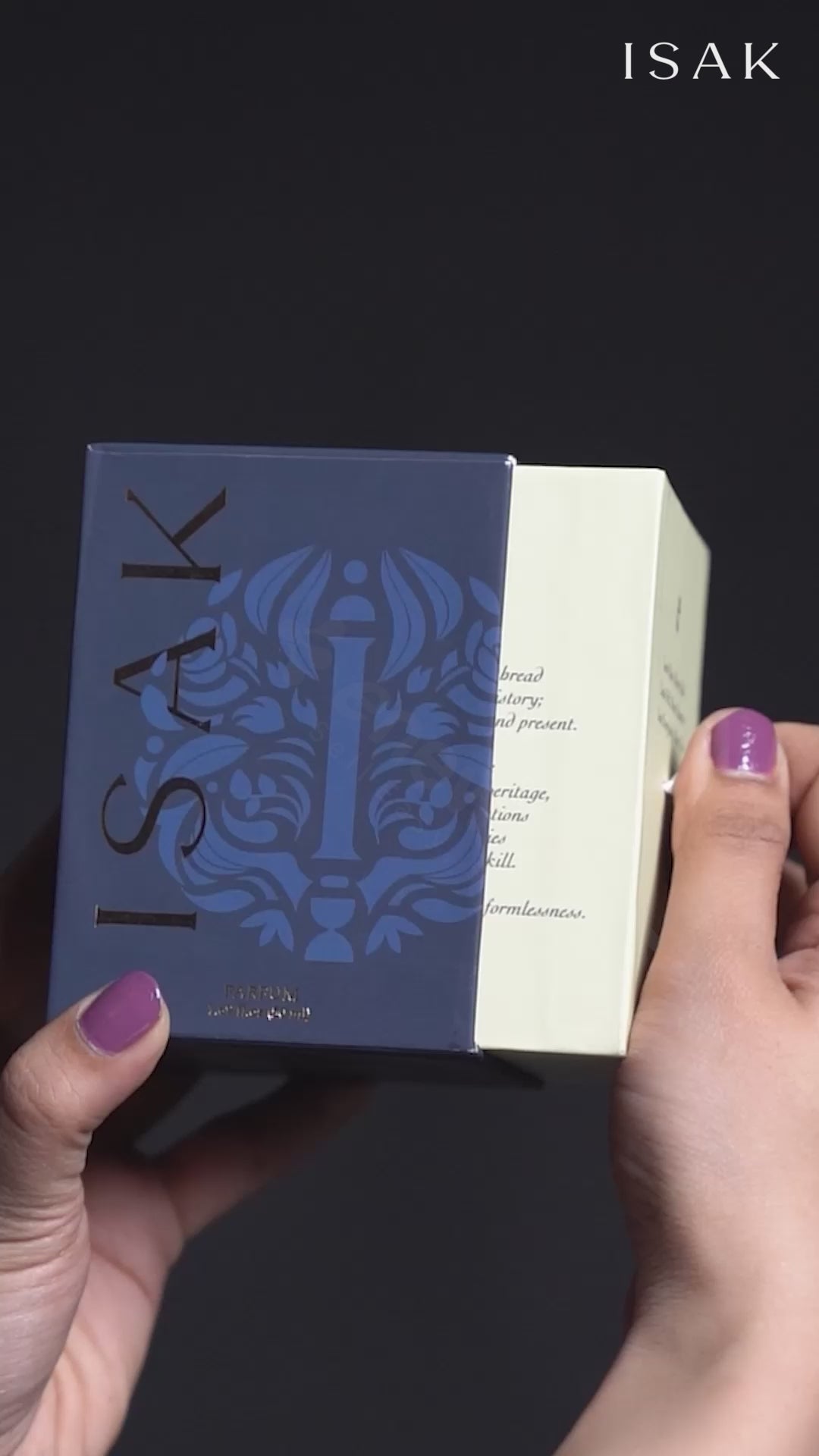 Blue box with 'ISAK' branding 