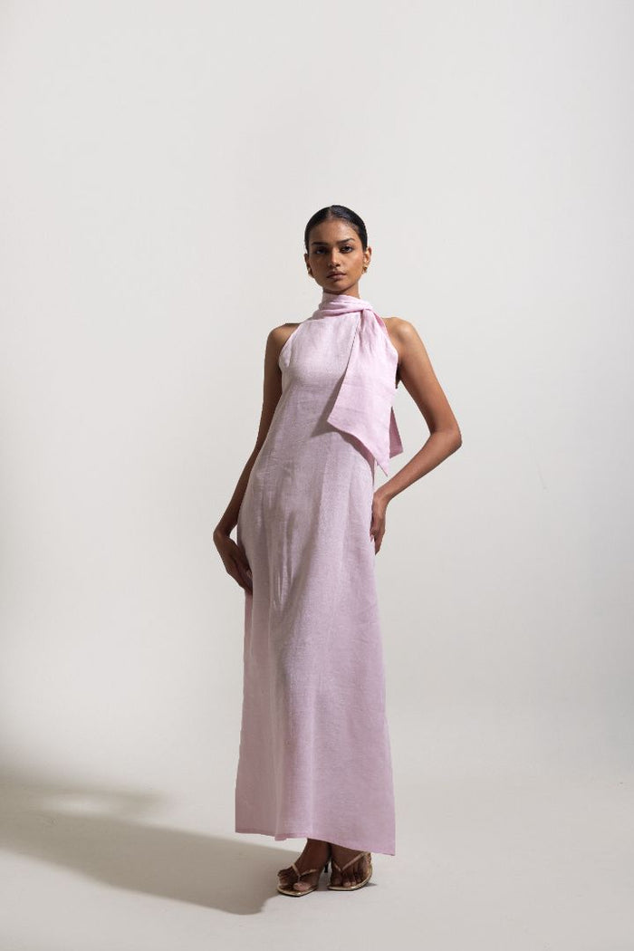 Linen long dress in a soft pink tone, designed with a flowy silhouette and airy, comfortable feel.