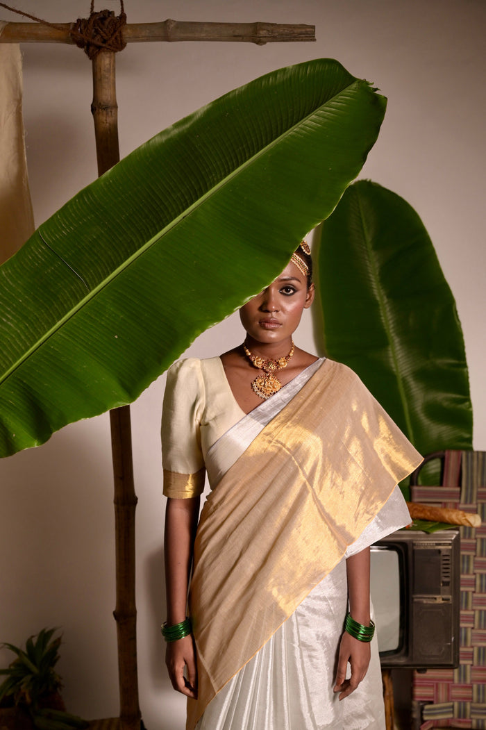 Kanakvarna saree