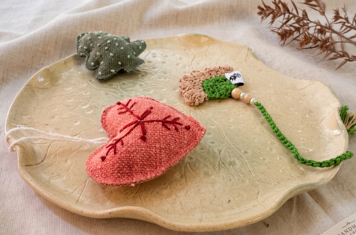 Lotus Leaf Dinner Plate