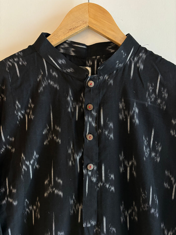 Ikkat Kurta