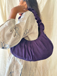 Pleated chic carry on