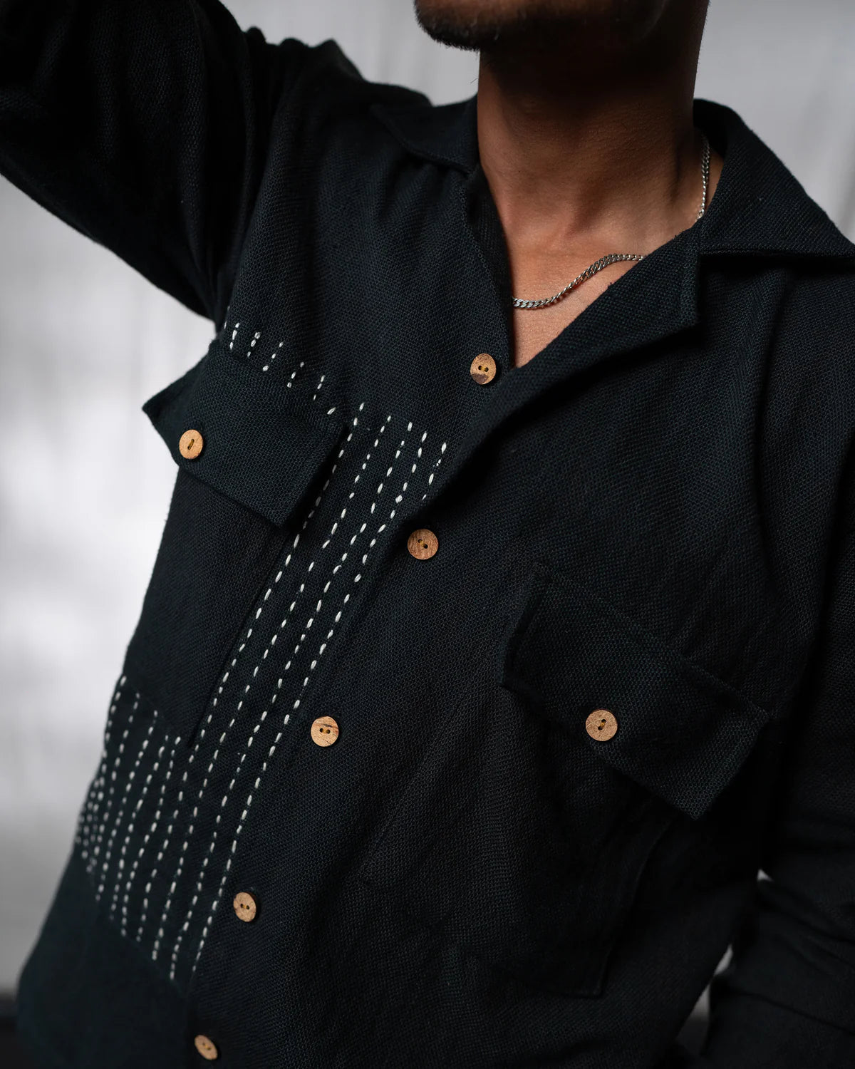 Kuro shirt