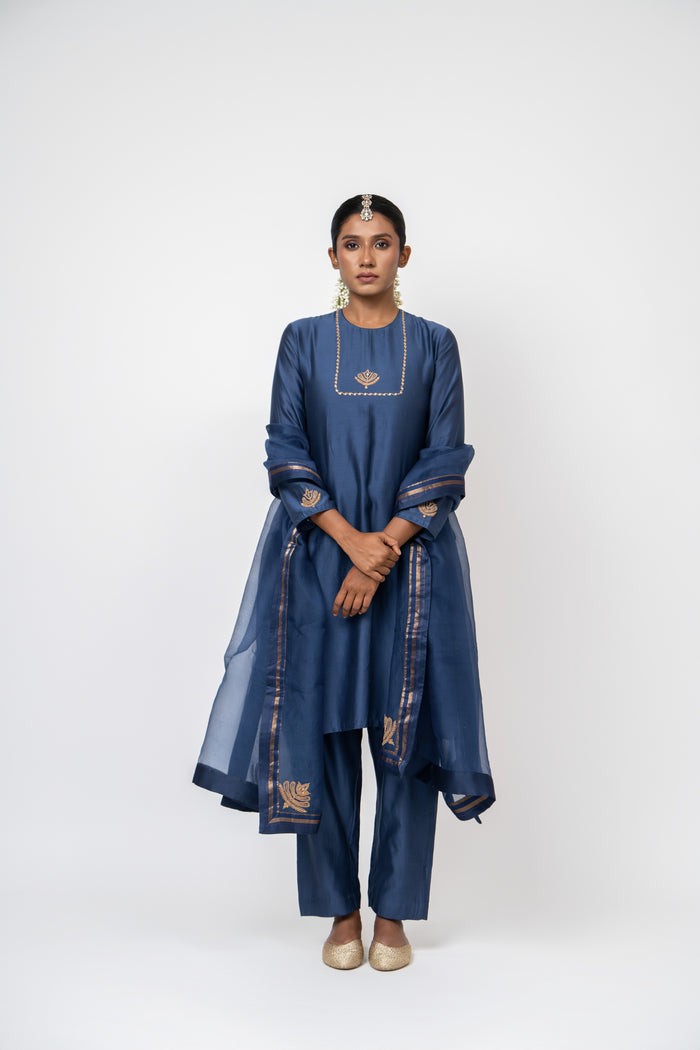 Midnight starts kurta set
