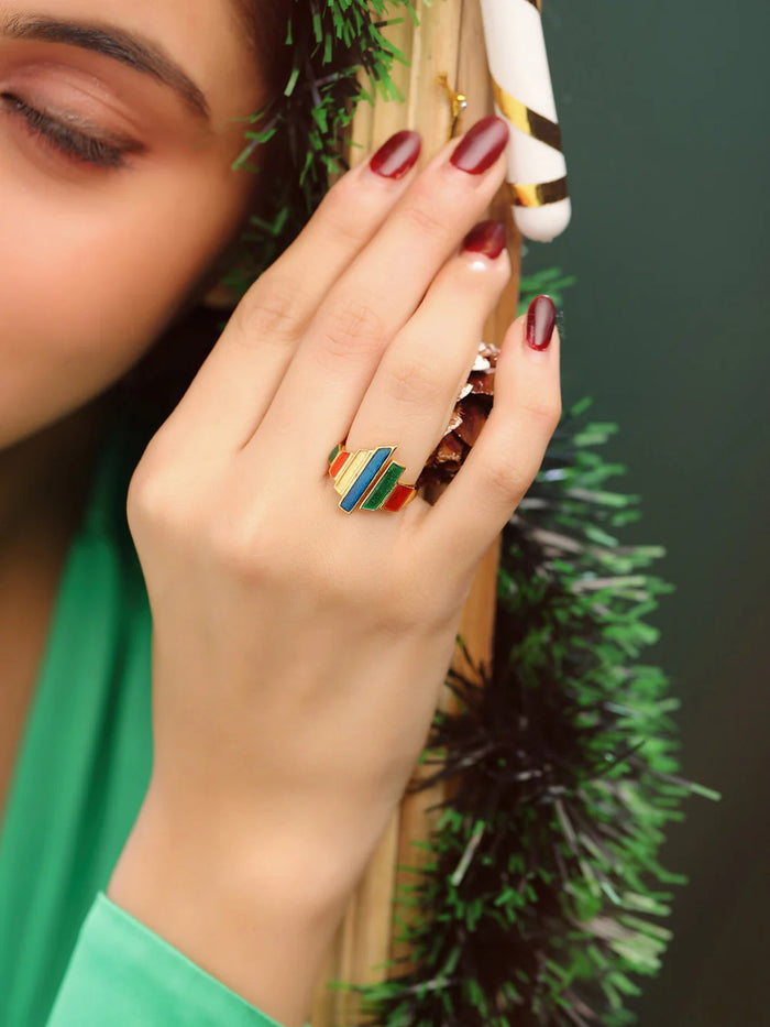 Scintillate Enamel Ring