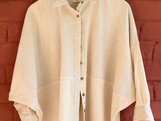 Beige textured shirt with buttons 