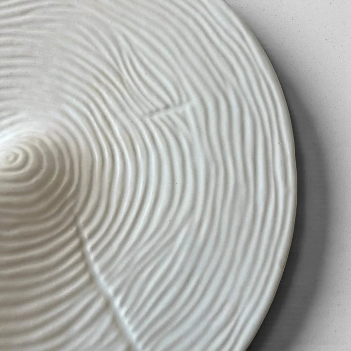 Arctic White Crest Plate