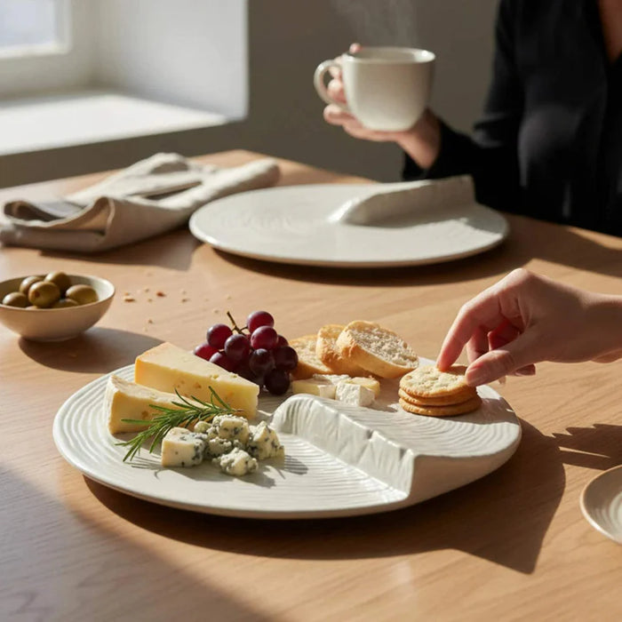 Arctic White Crest Plate