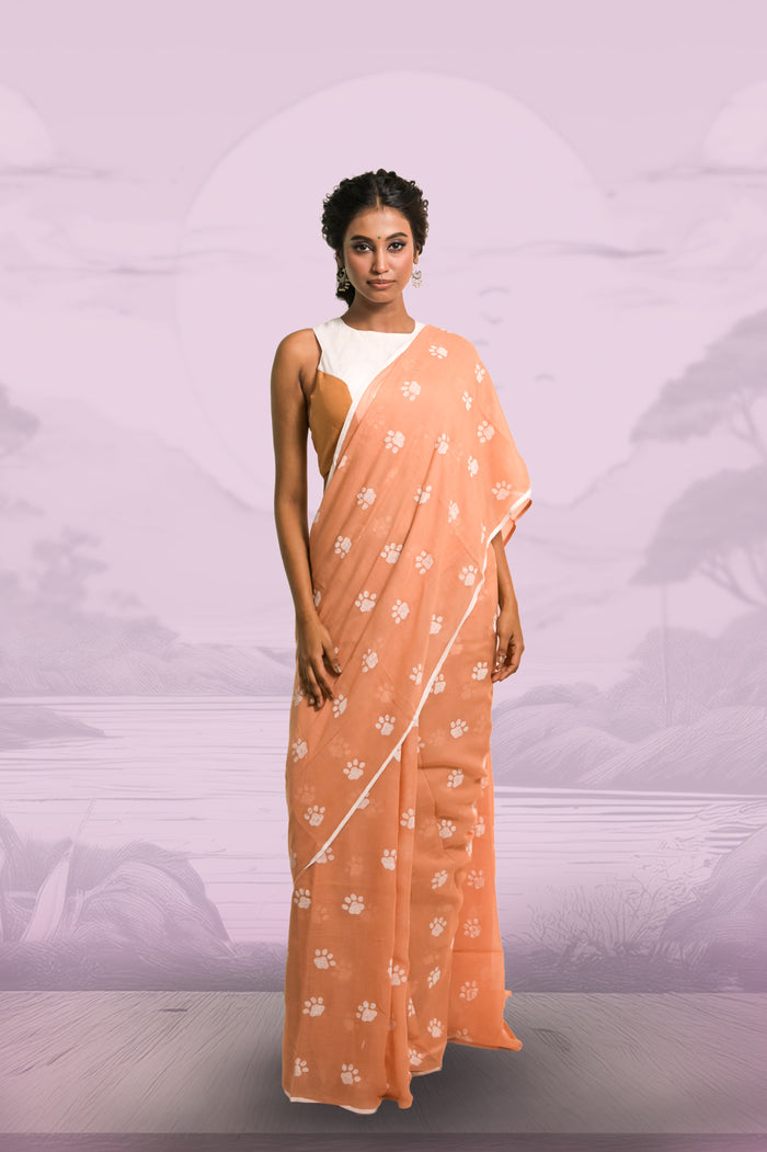 Paw-radise saree