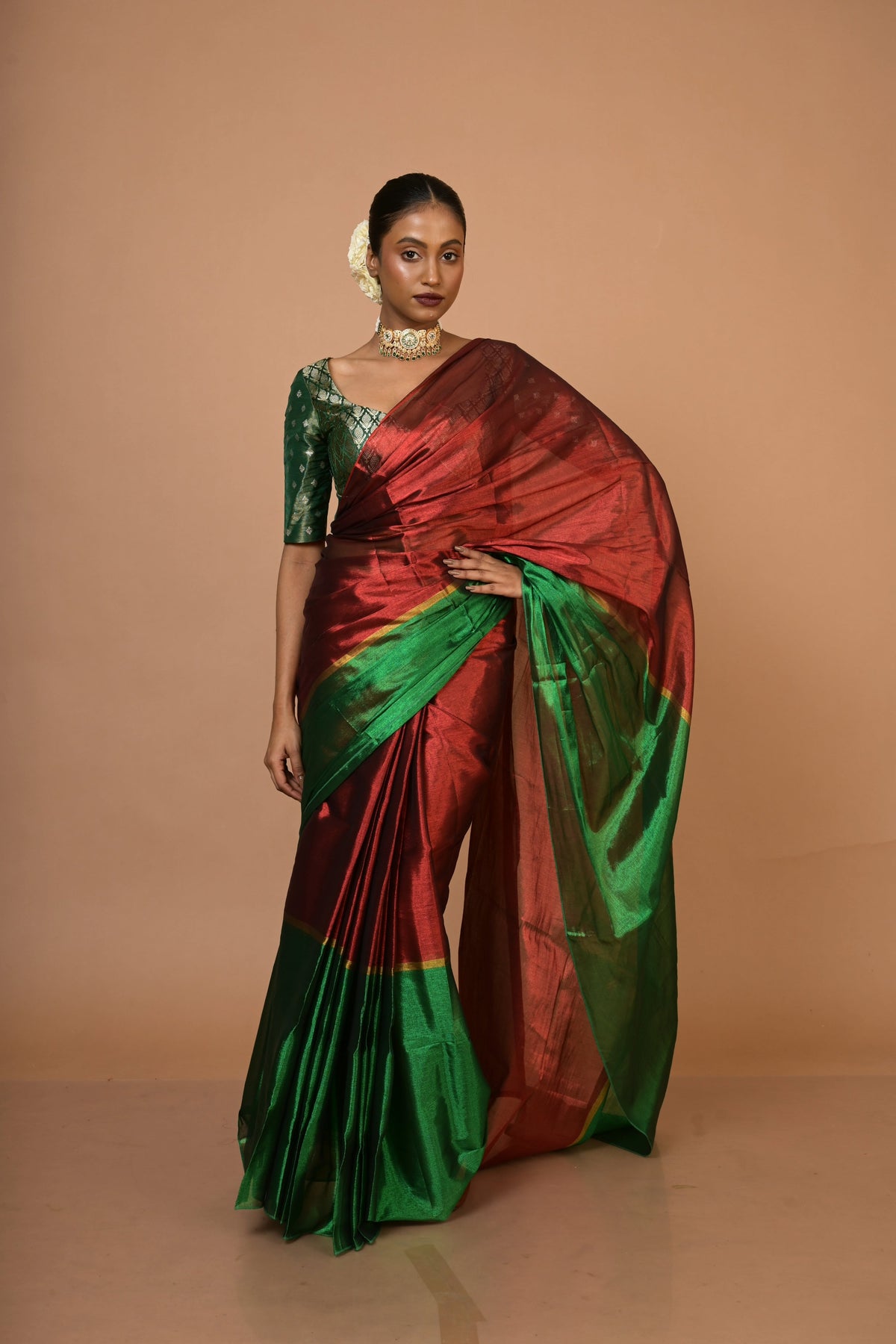 Dual-colour tissue saree