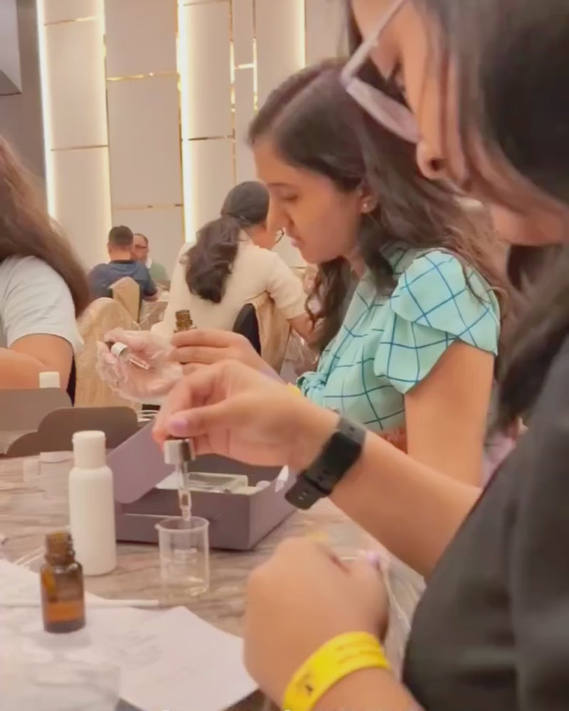 perfume making workshop with brunch