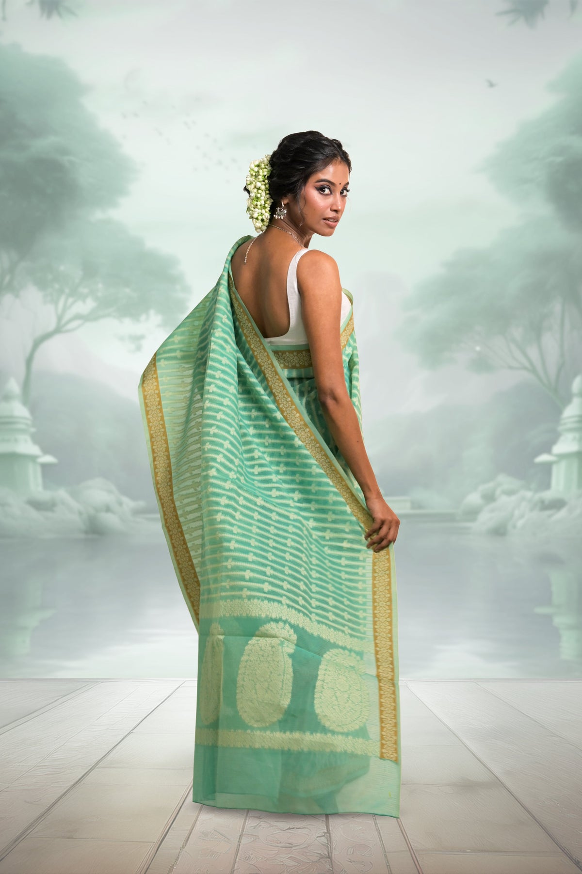 Amaaya saree